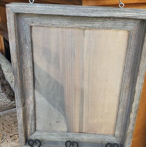 Texas style jewelry holder